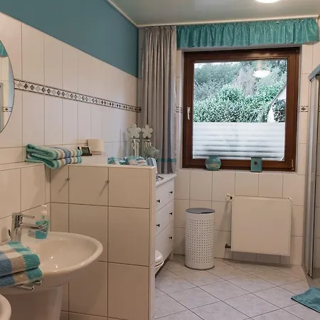 Ferienwohnung Illbruckshof - Ca. 120m² * Moers